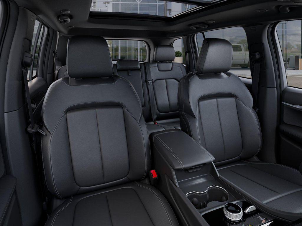 new 2025 Jeep Grand Cherokee car, priced at $52,140