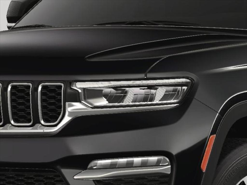 new 2025 Jeep Grand Cherokee car, priced at $47,495