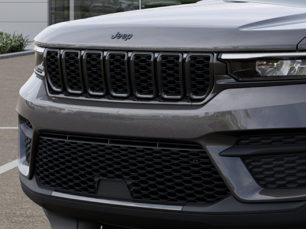 new 2025 Jeep Grand Cherokee car, priced at $48,375