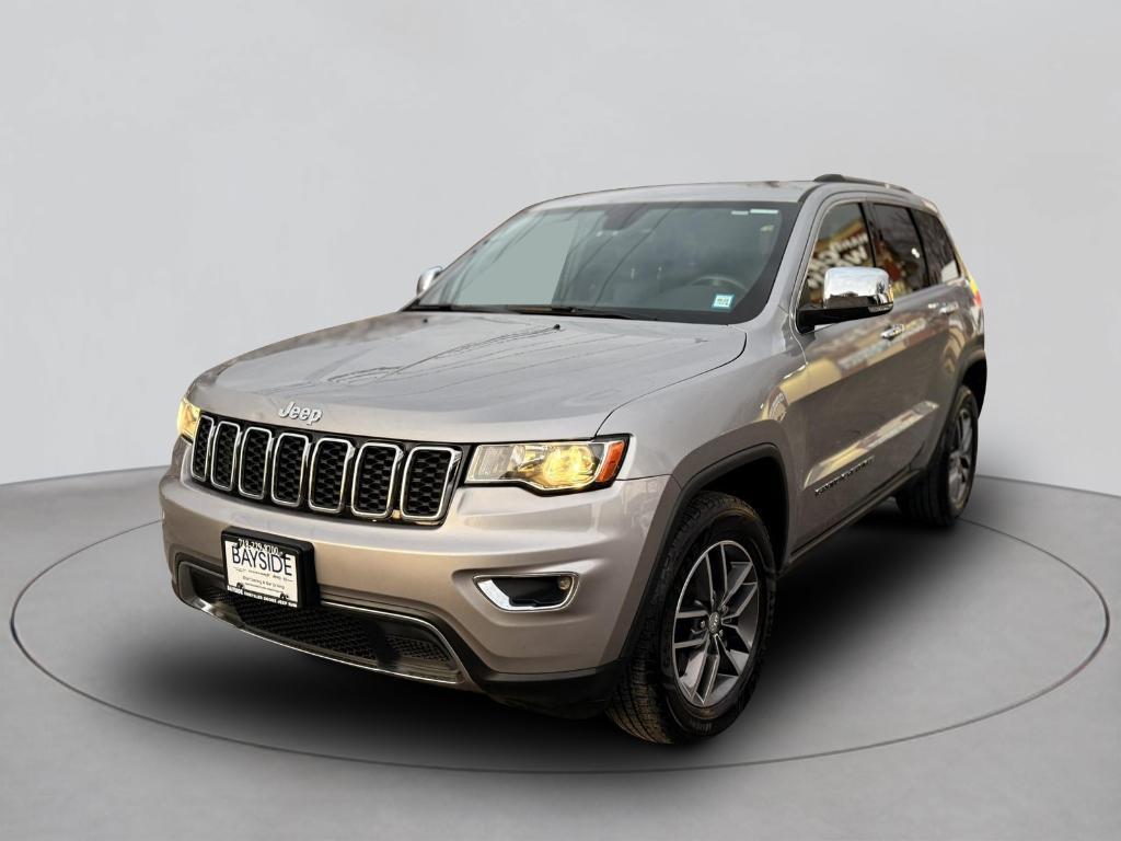 used 2017 Jeep Grand Cherokee car, priced at $18,333