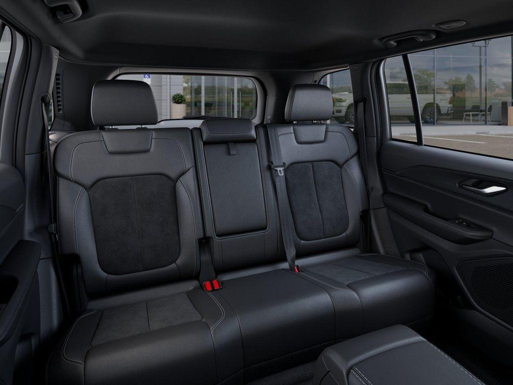 new 2025 Jeep Grand Cherokee car, priced at $48,375