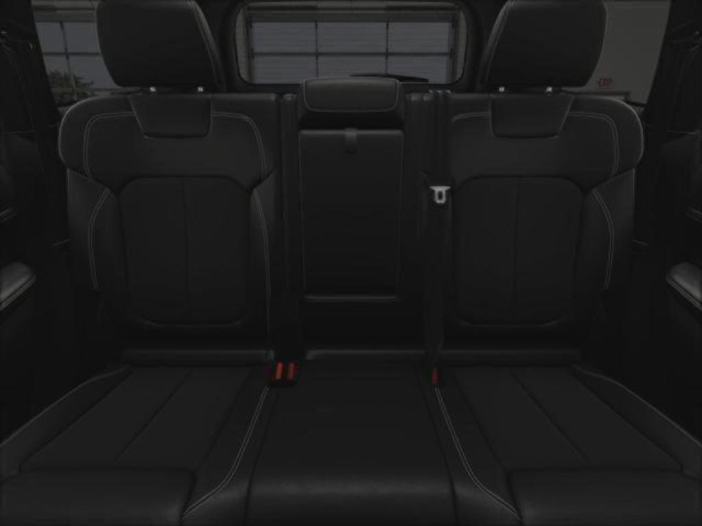 new 2025 Jeep Grand Cherokee car, priced at $48,375