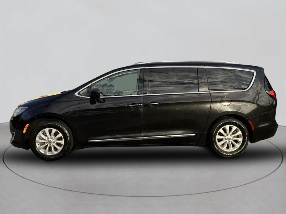 used 2018 Chrysler Pacifica car, priced at $19,555