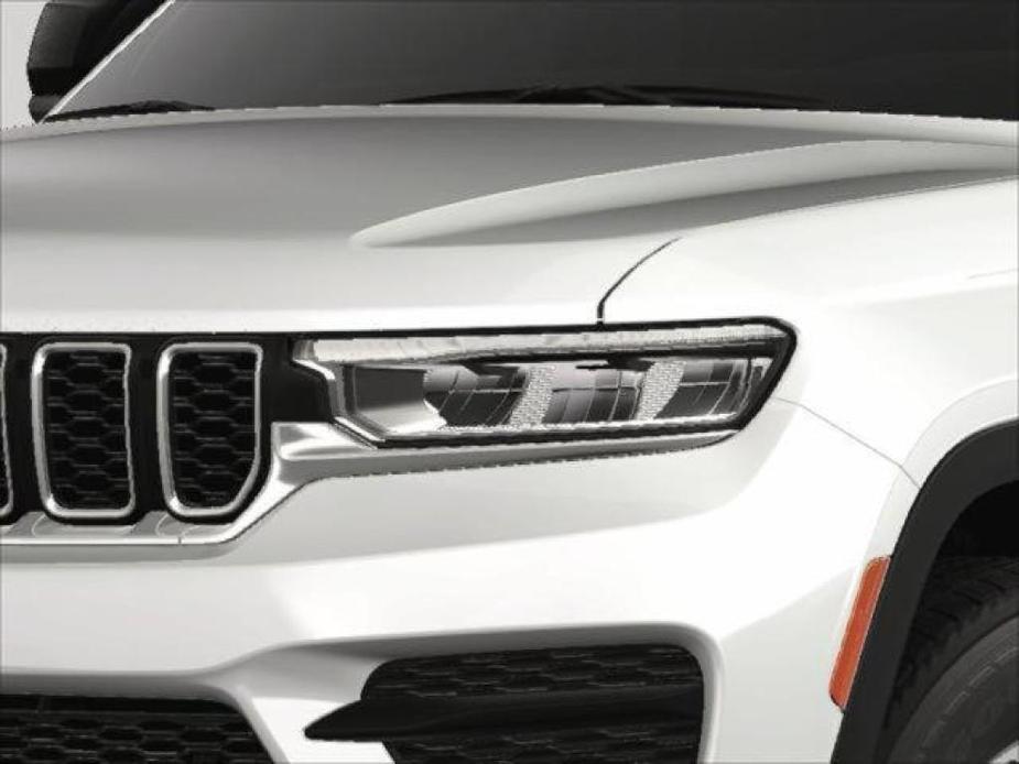 new 2024 Jeep Grand Cherokee car, priced at $42,255