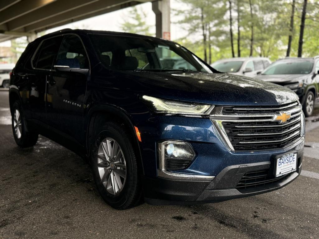 used 2022 Chevrolet Traverse car, priced at $28,988