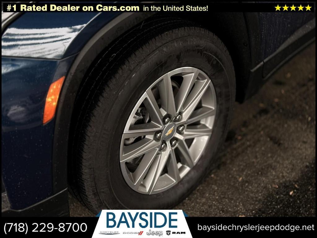 used 2022 Chevrolet Traverse car, priced at $27,888