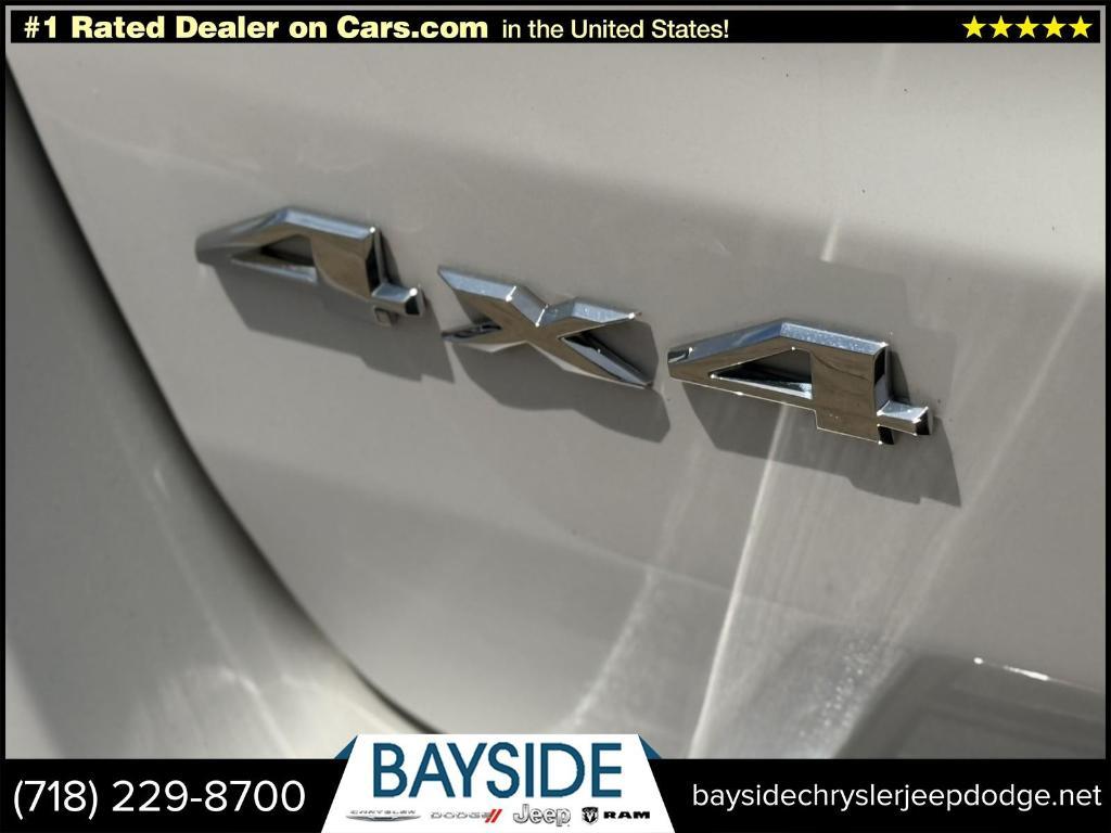 used 2022 Jeep Grand Cherokee WK car, priced at $29,555