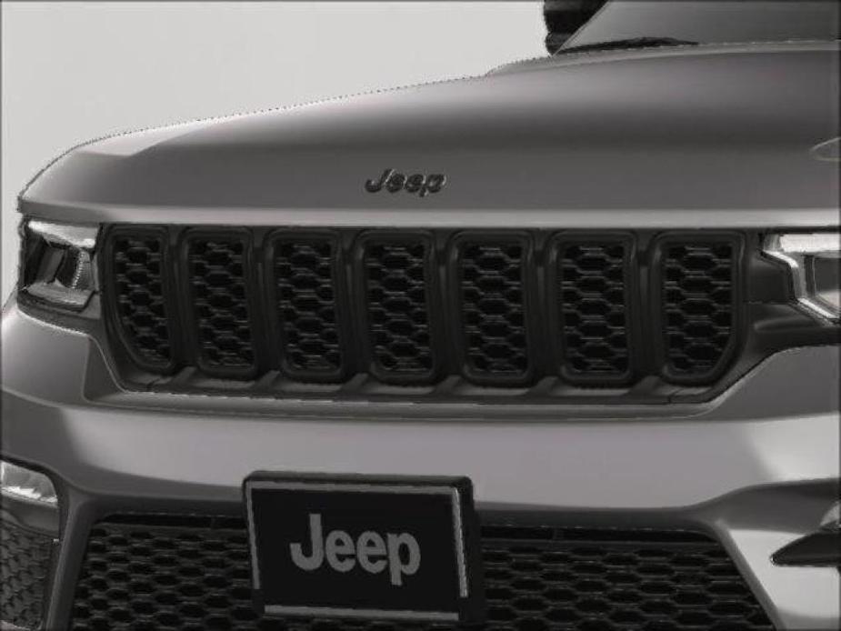 new 2025 Jeep Grand Cherokee car, priced at $52,960