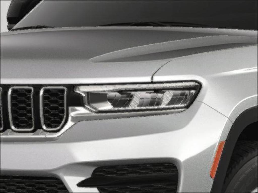 new 2025 Jeep Grand Cherokee car, priced at $41,625