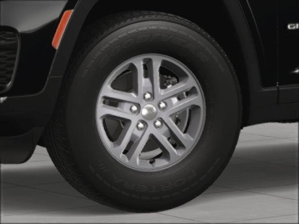 new 2025 Jeep Grand Cherokee car, priced at $41,625