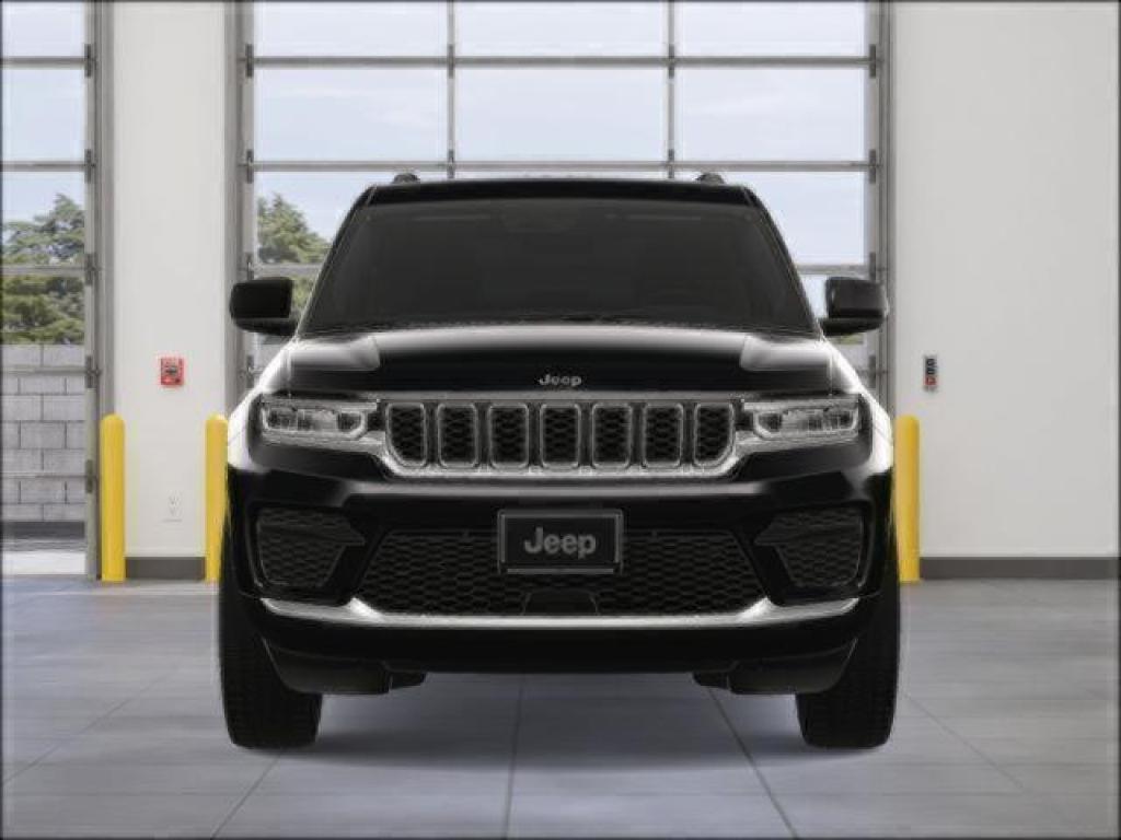 new 2025 Jeep Grand Cherokee car, priced at $41,625