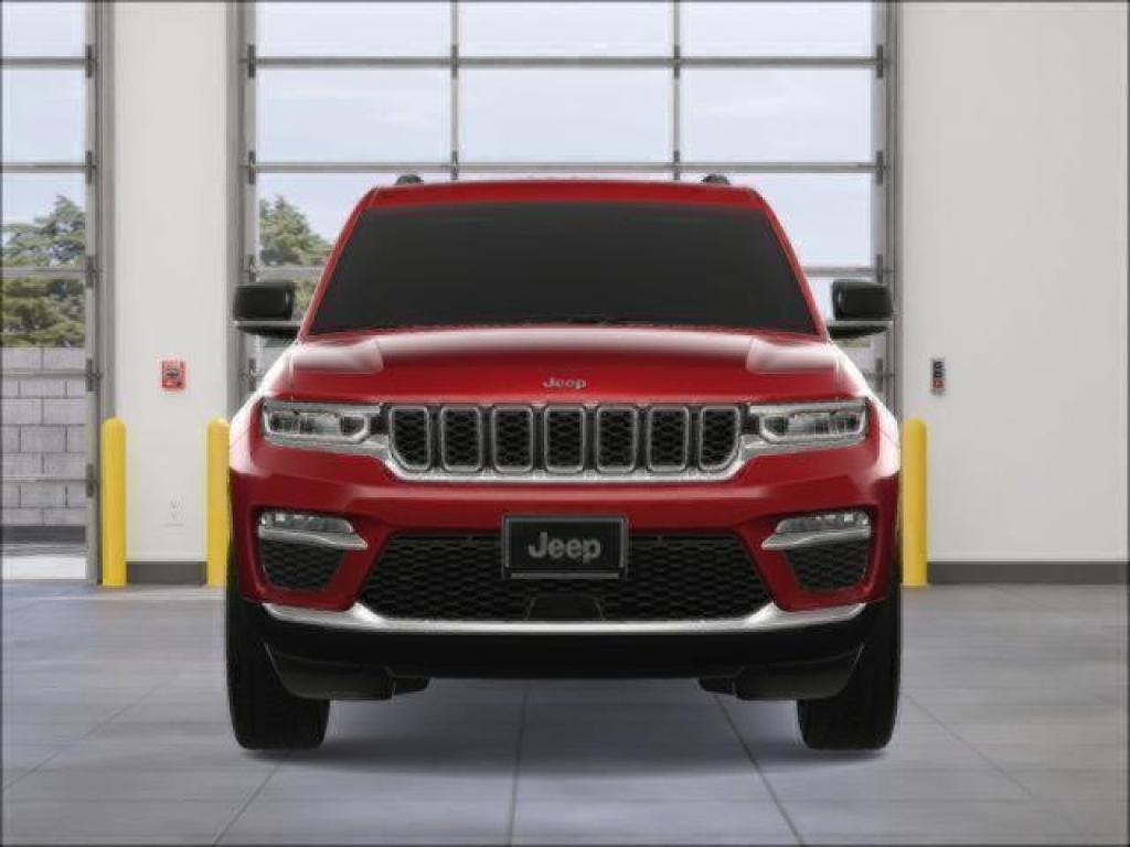 new 2025 Jeep Grand Cherokee car, priced at $47,495