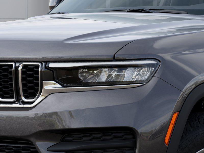 new 2025 Jeep Grand Cherokee car, priced at $44,170