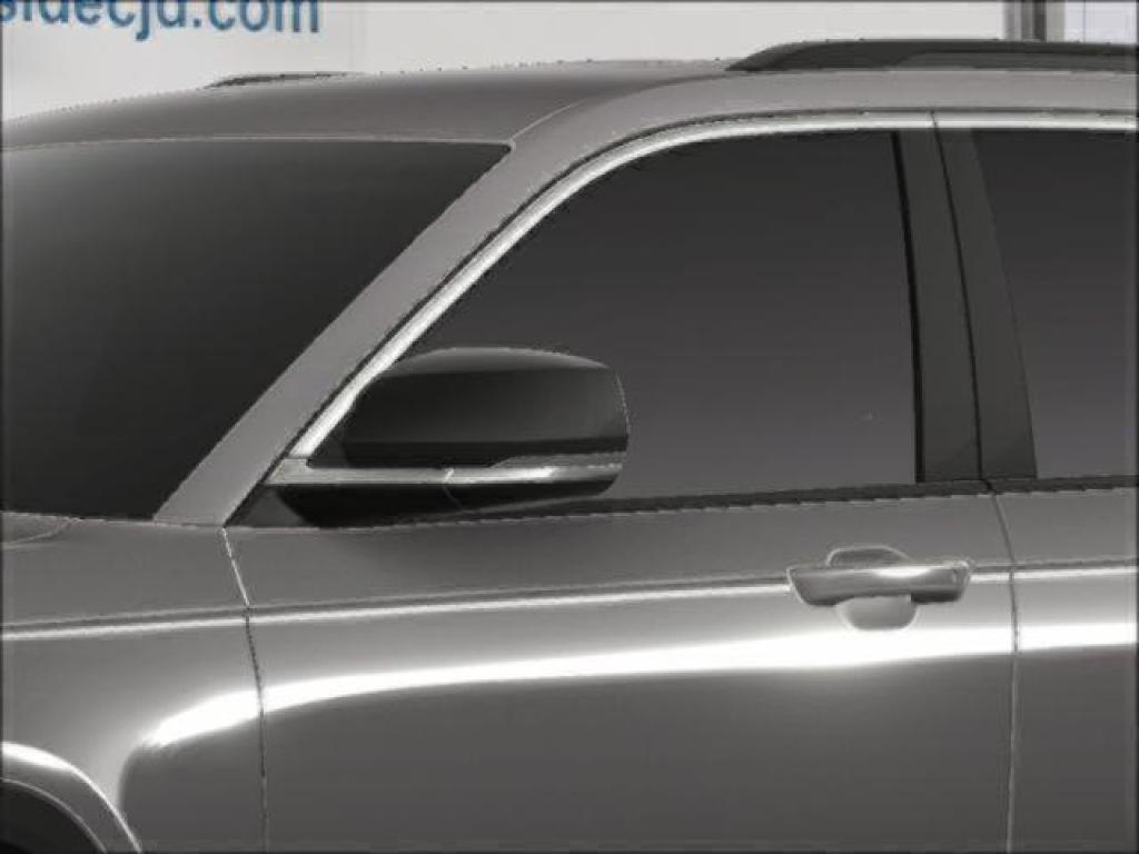 new 2025 Jeep Grand Cherokee car, priced at $47,495