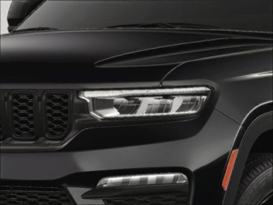 new 2025 Jeep Grand Cherokee car, priced at $52,960