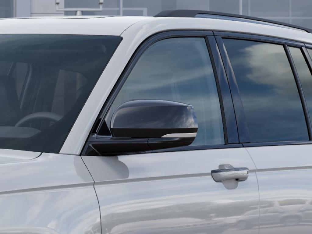 new 2025 Jeep Grand Cherokee car, priced at $52,140