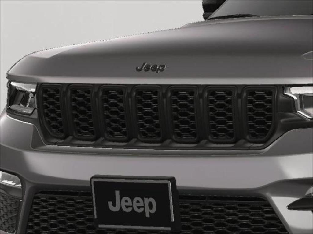 new 2025 Jeep Grand Cherokee car, priced at $52,960