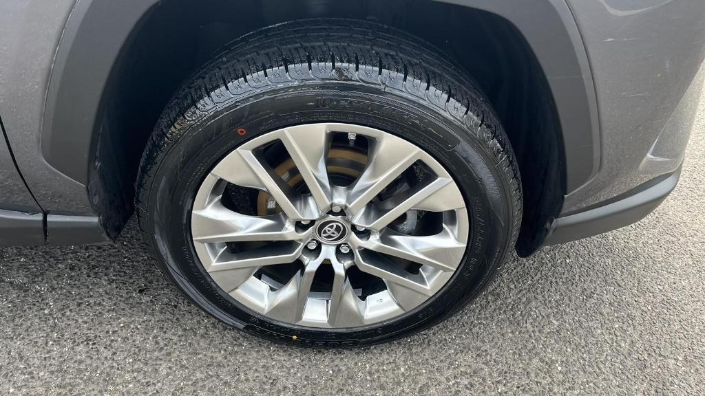 used 2019 Toyota RAV4 car, priced at $26,777