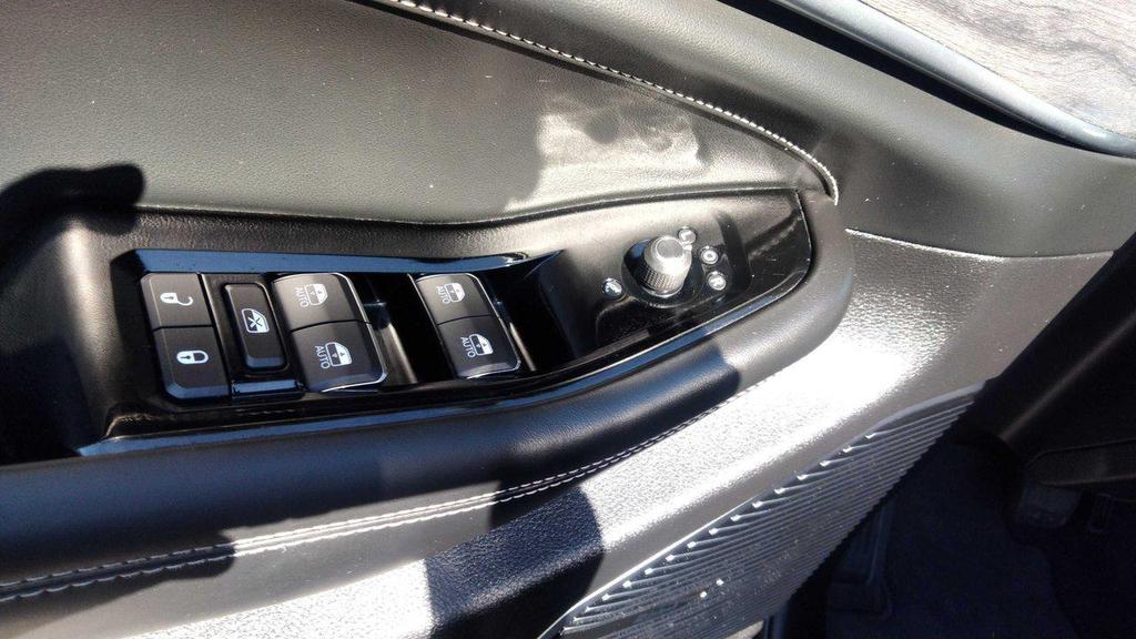 used 2021 Jeep Grand Cherokee L car, priced at $34,777