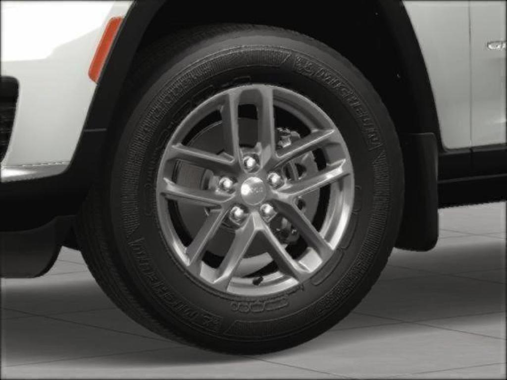 new 2025 Jeep Grand Cherokee L car, priced at $43,955