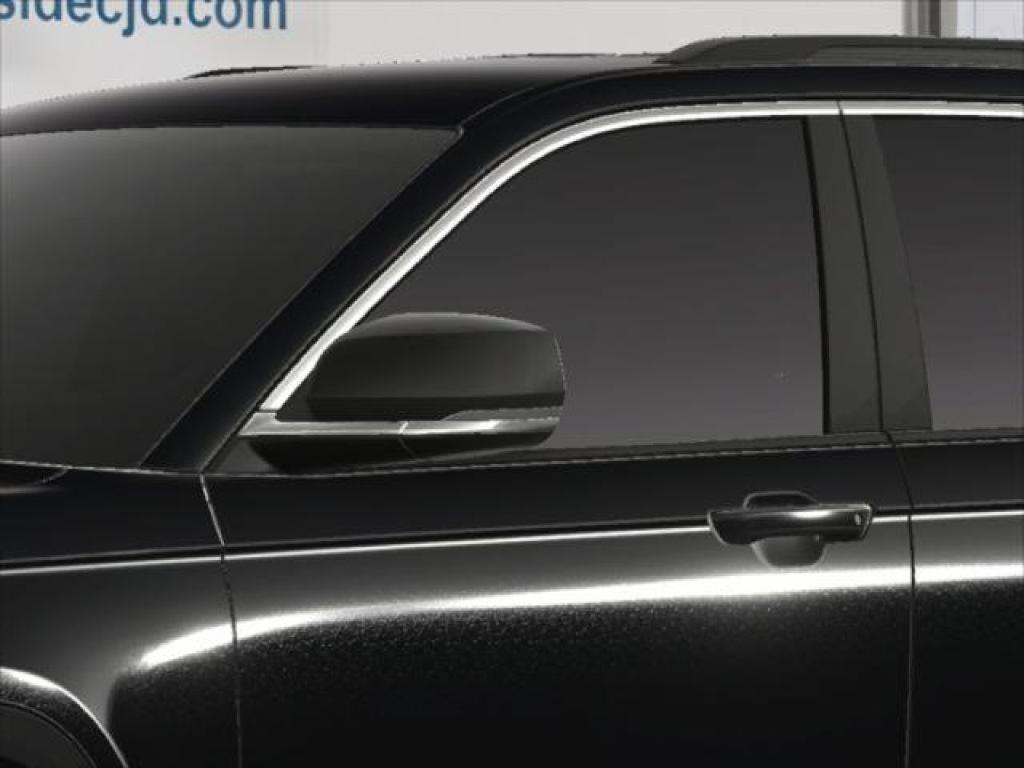new 2025 Jeep Grand Cherokee car, priced at $47,495