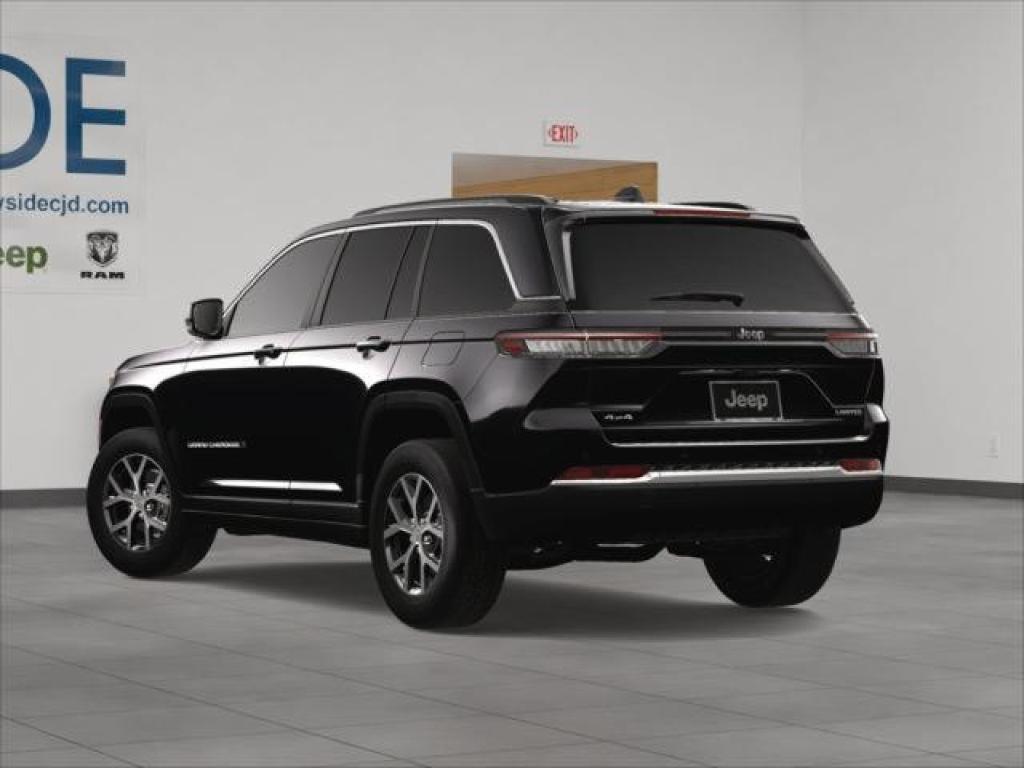 new 2025 Jeep Grand Cherokee car, priced at $47,495
