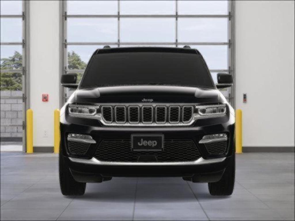new 2025 Jeep Grand Cherokee car, priced at $47,495