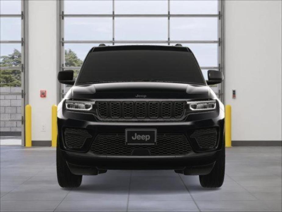 new 2025 Jeep Grand Cherokee car, priced at $48,600