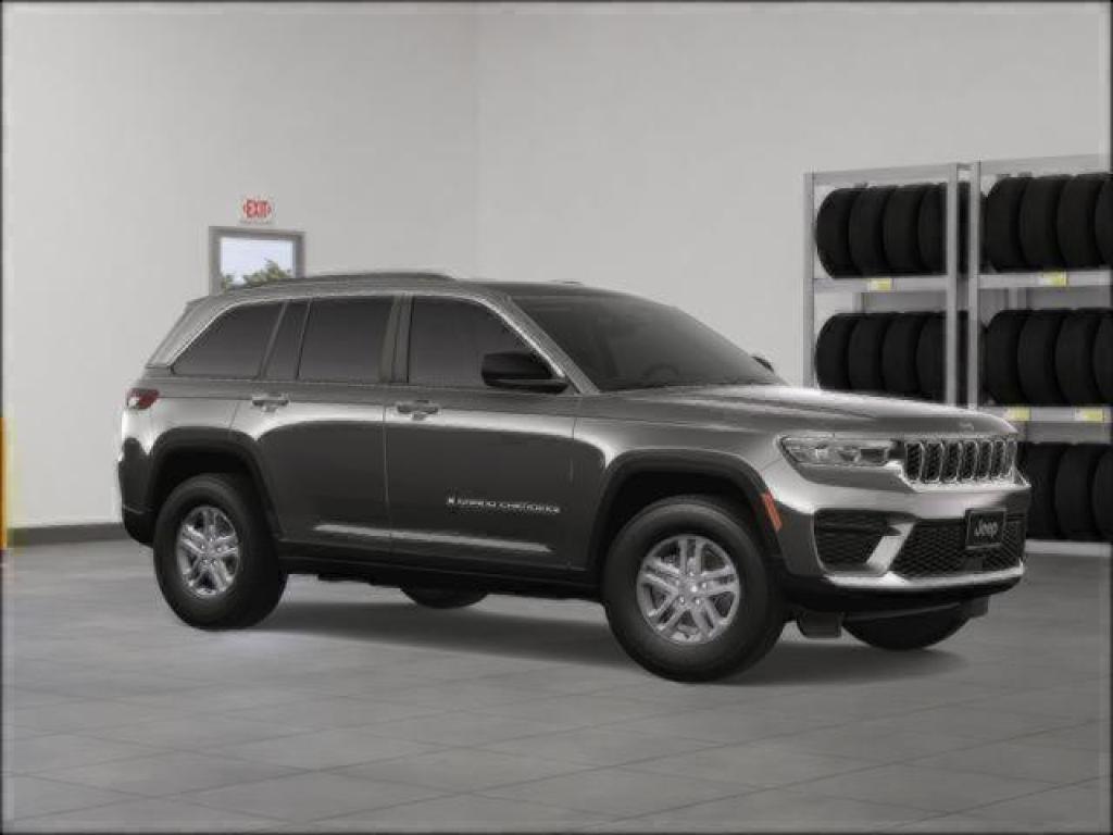 new 2025 Jeep Grand Cherokee car, priced at $41,625