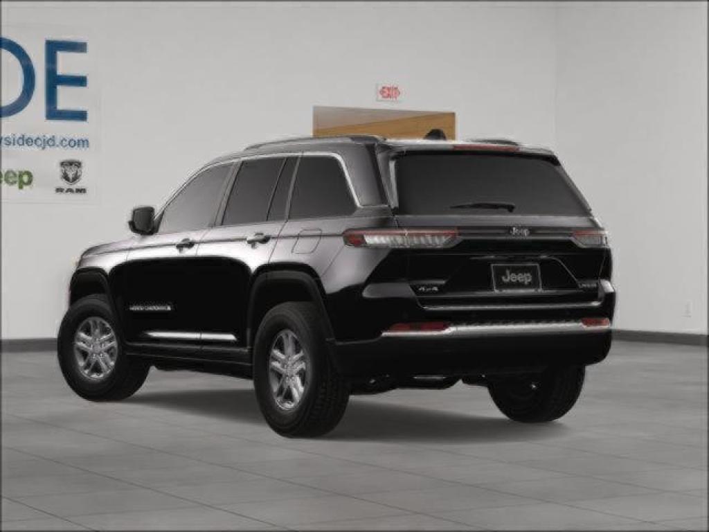 new 2025 Jeep Grand Cherokee car, priced at $41,625