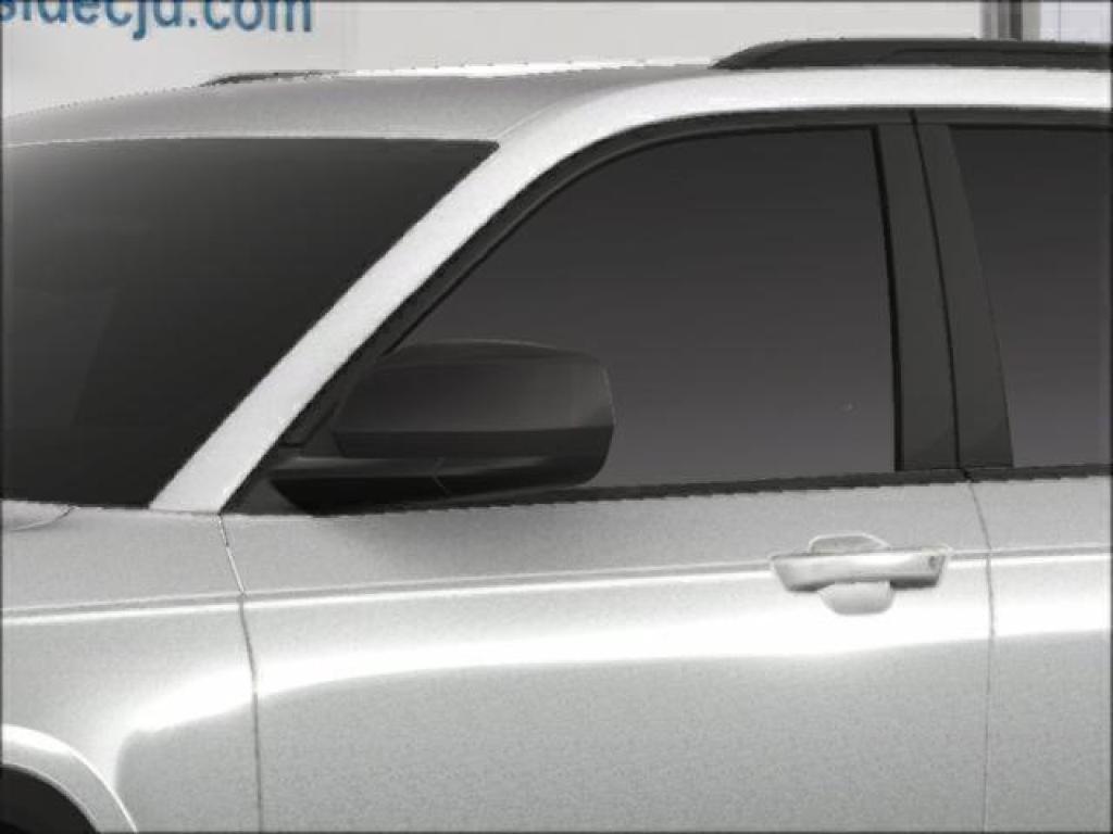 new 2025 Jeep Grand Cherokee car, priced at $46,730