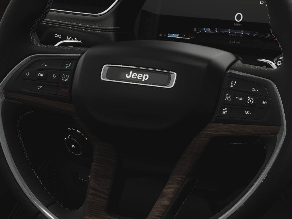 new 2025 Jeep Grand Cherokee car, priced at $46,900