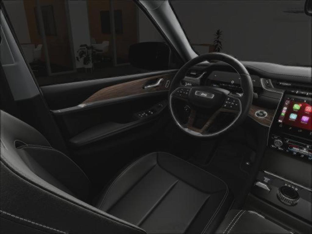 new 2025 Jeep Grand Cherokee car, priced at $46,900