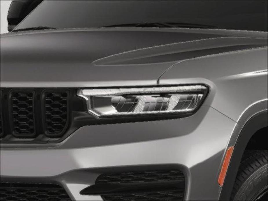 new 2025 Jeep Grand Cherokee car, priced at $48,600