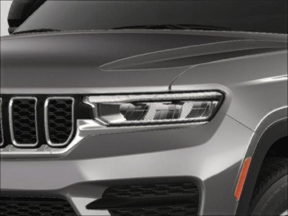 new 2024 Jeep Grand Cherokee car, priced at $42,850