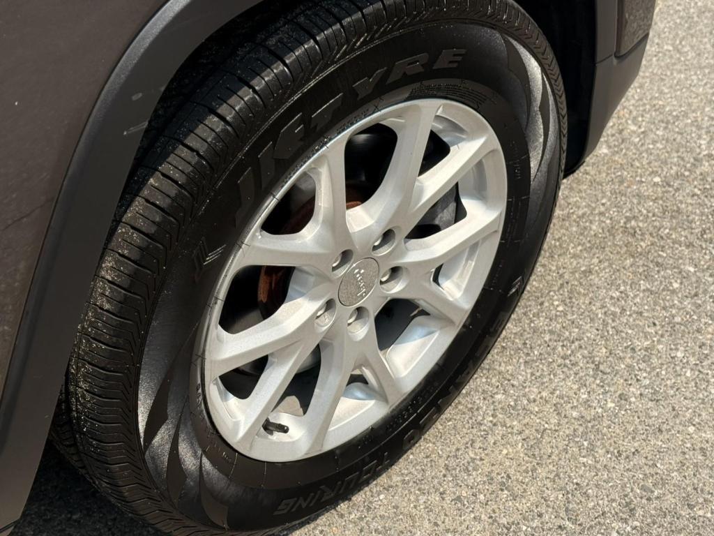 used 2017 Jeep Cherokee car, priced at $15,888