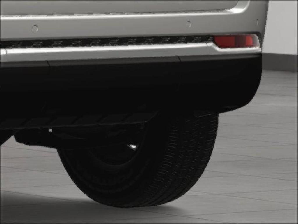 new 2025 Jeep Grand Cherokee car, priced at $41,030