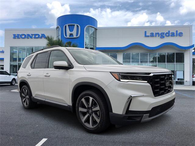new 2025 Honda Pilot car, priced at $53,985