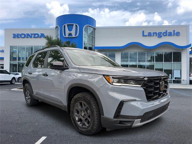 new 2025 Honda Pilot car, priced at $50,305