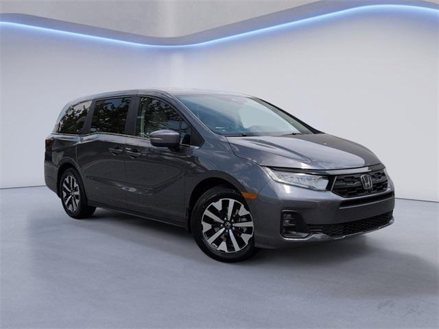 new 2026 Honda Odyssey car, priced at $43,290