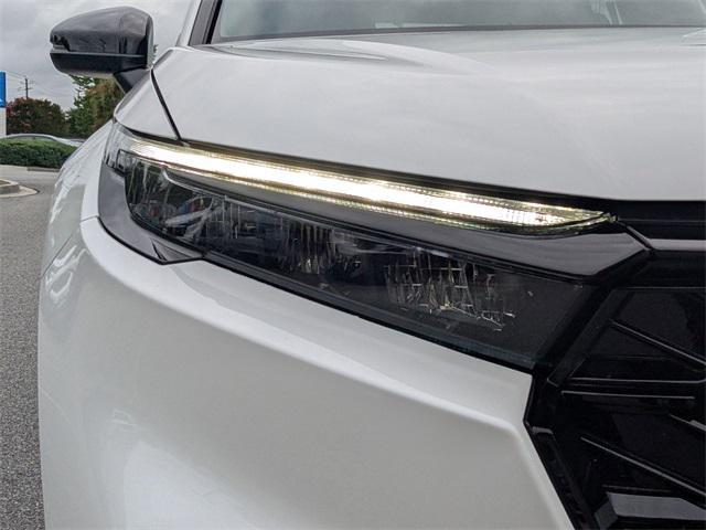 new 2026 Honda CR-V Hybrid car, priced at $39,575