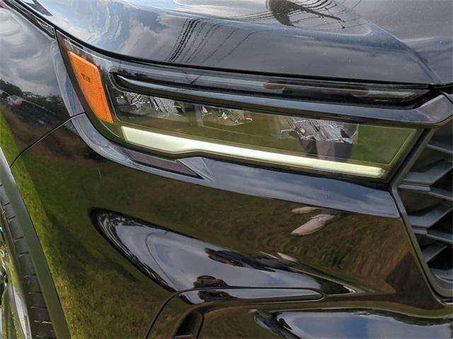 used 2023 Honda Pilot car, priced at $38,991