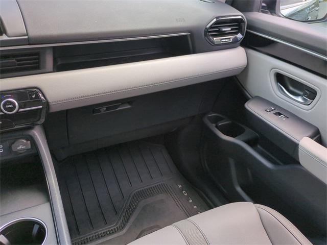 used 2025 Honda Pilot car, priced at $46,122