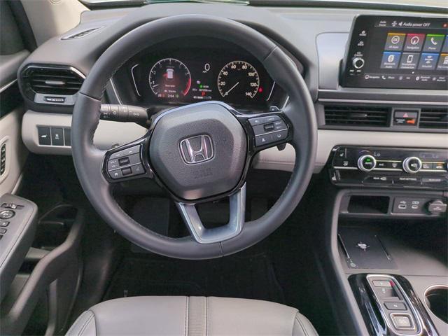 used 2025 Honda Pilot car, priced at $46,122