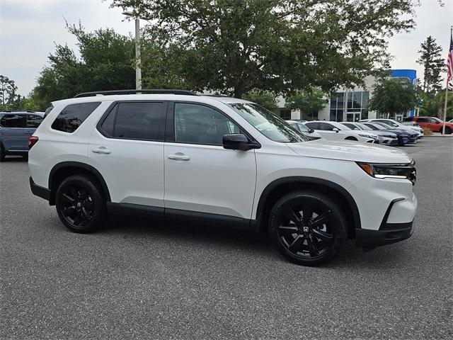 new 2025 Honda Pilot car, priced at $55,485