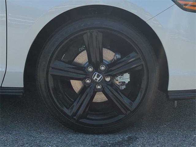 new 2025 Honda Accord Hybrid car, priced at $35,980