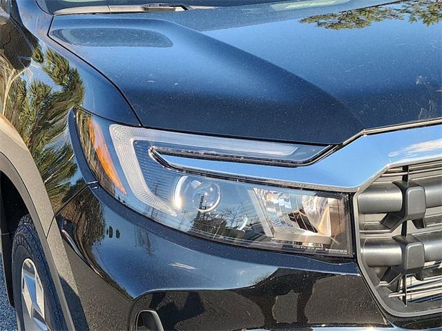 new 2025 Honda Ridgeline car, priced at $43,930
