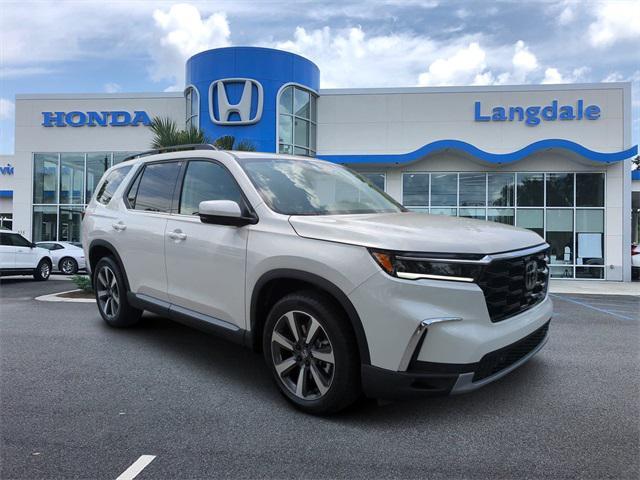 new 2025 Honda Pilot car, priced at $48,405