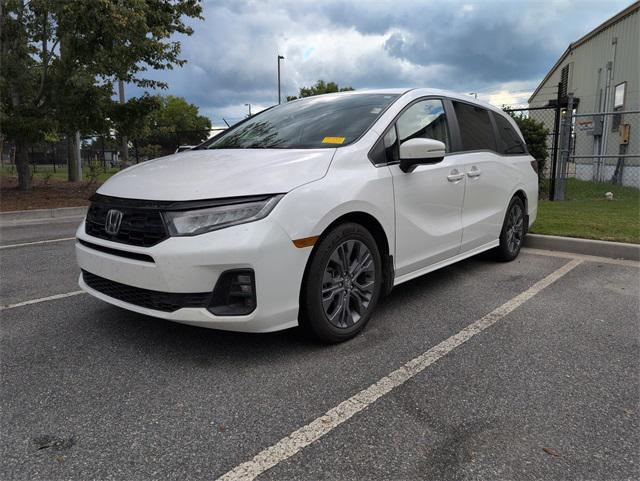 used 2025 Honda Odyssey car, priced at $45,551