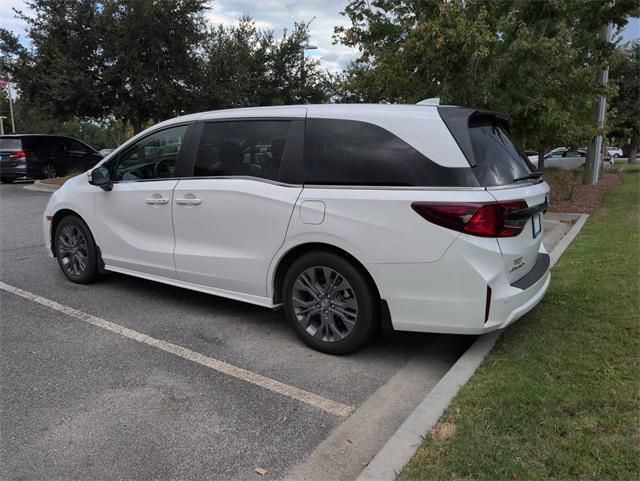 used 2025 Honda Odyssey car, priced at $45,551